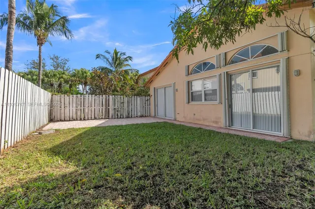 $899,000 | 10997 Northwest 58th Terrace, Doral, FL 33178