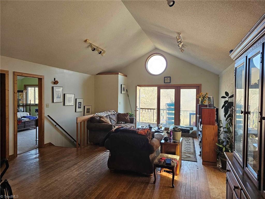 420 Beau Rivage Drive Crumpler, NC 28617 - Photo 9 of 29 Living room