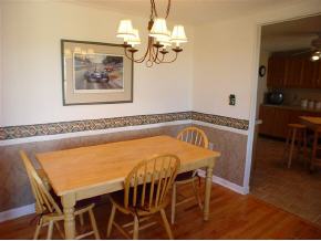 5971 Shelburne Road Shelburne, VT 05482 - Photo 5 of 12 Gallery Image 5