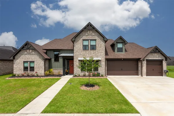$495,000 | 305 Mandavilla Way, Lumberton, TX 77657