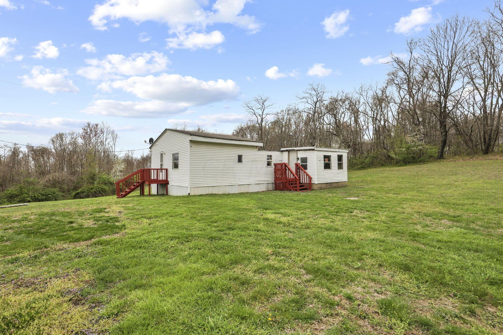 10300 Lookout Road Southwest Lancaster, OH 43130 - Photo 2 of 23 1000018475