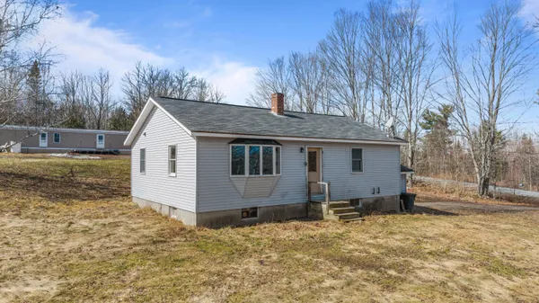 $165,000 | 87 Pond Road, Burnham, ME 04922
