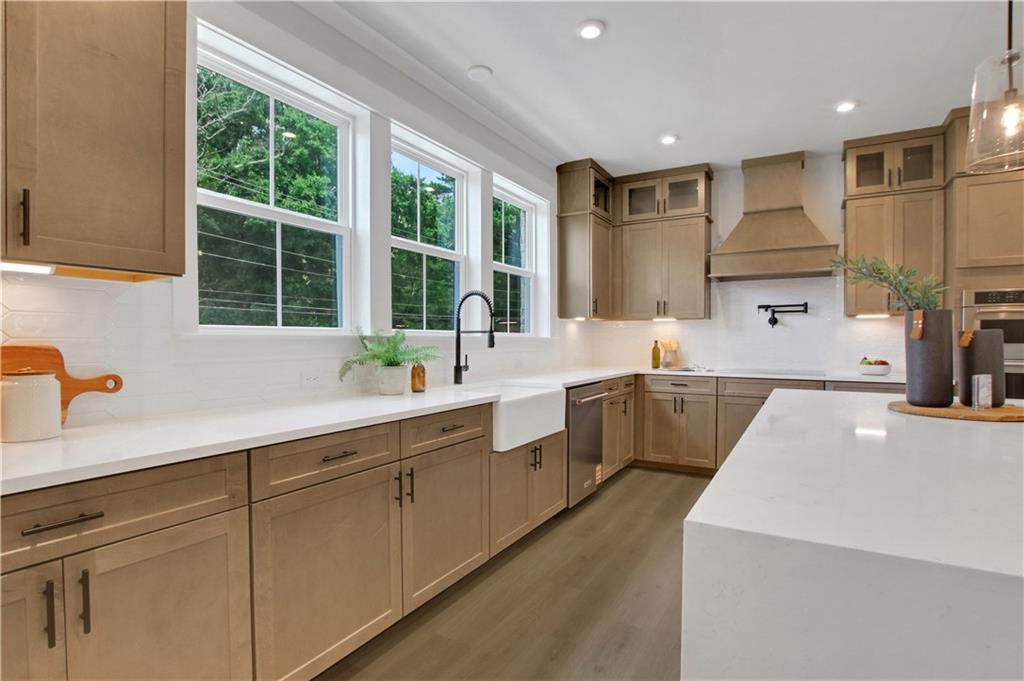 116 Bridgecrest Road Roswell, GA 30075 - Photo 17 of 38