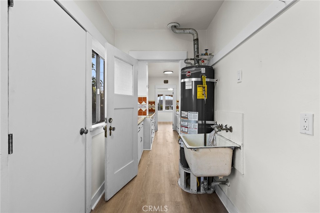 230 East Wilson Street Rialto, CA 92376 - Photo 16 of 33