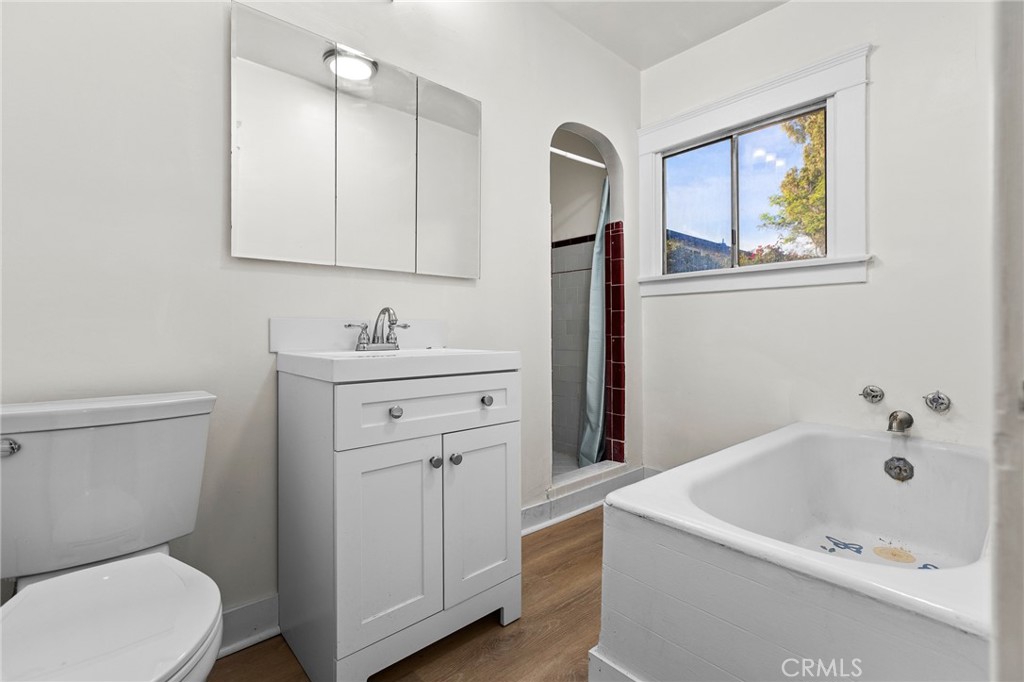 230 East Wilson Street Rialto, CA 92376 - Photo 22 of 33