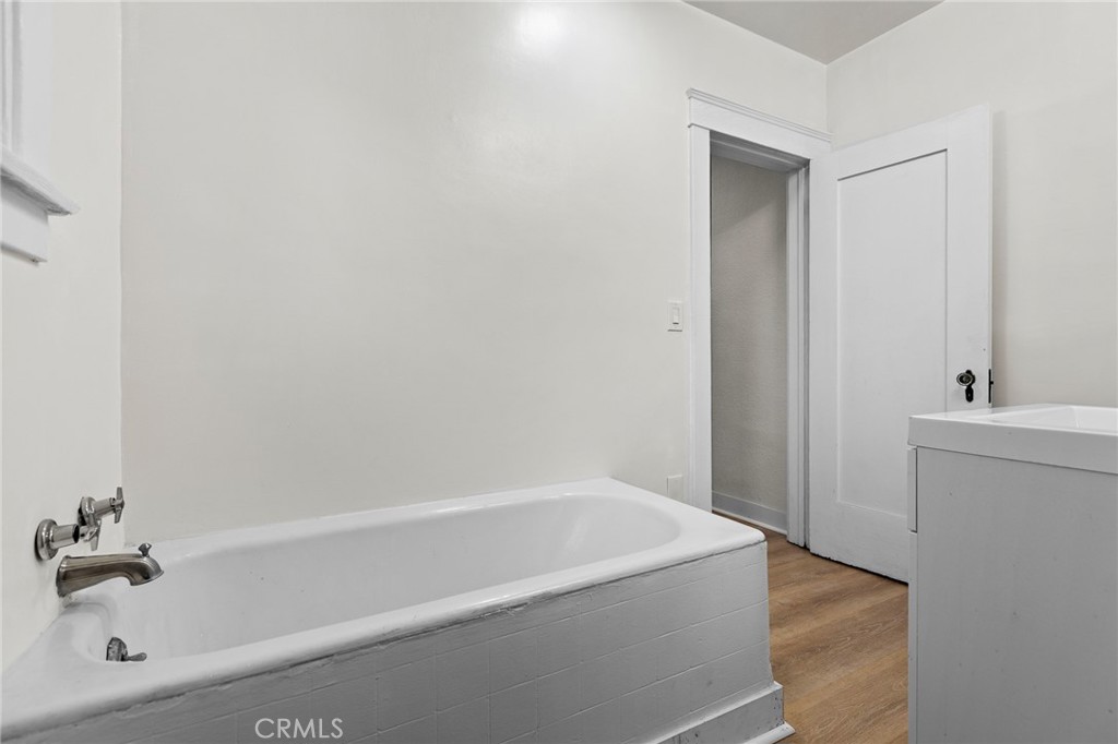 230 East Wilson Street Rialto, CA 92376 - Photo 23 of 33