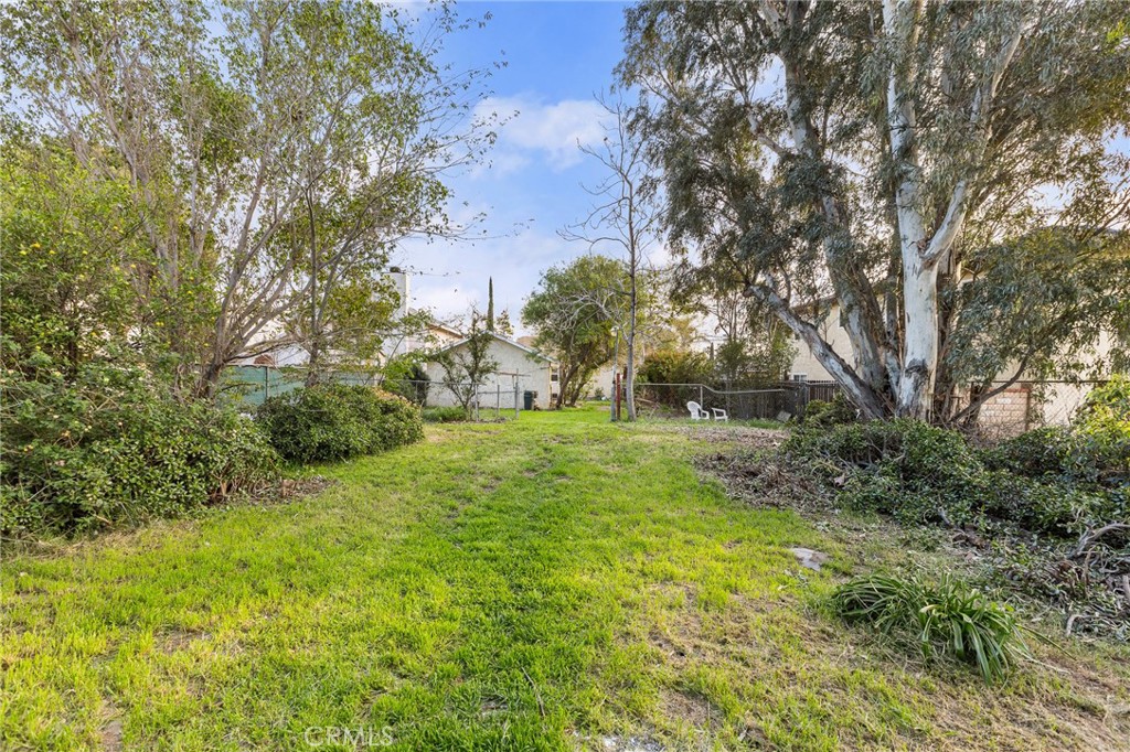 230 East Wilson Street Rialto, CA 92376 - Photo 30 of 33