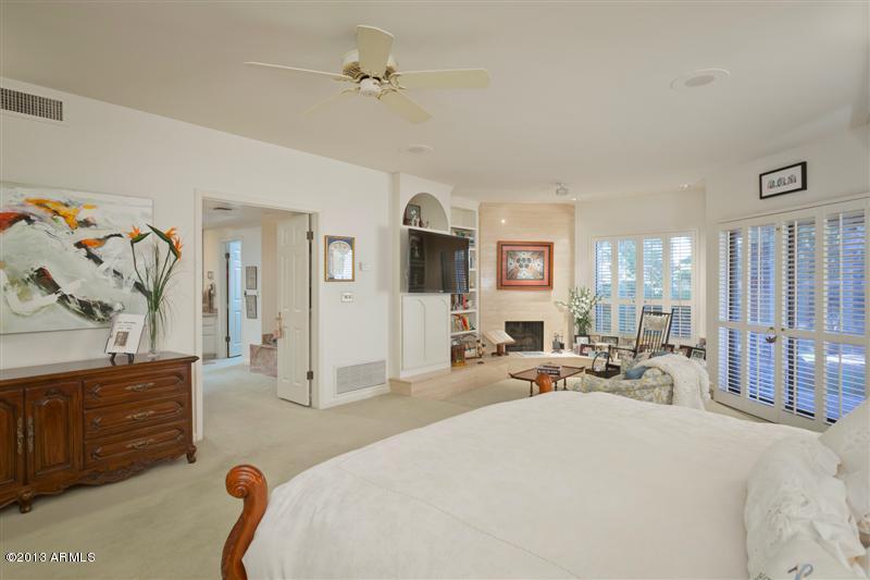 4444 East Camelback Road, Unit 23 Phoenix, AZ 85018 - Photo 15 of 29 14 Master