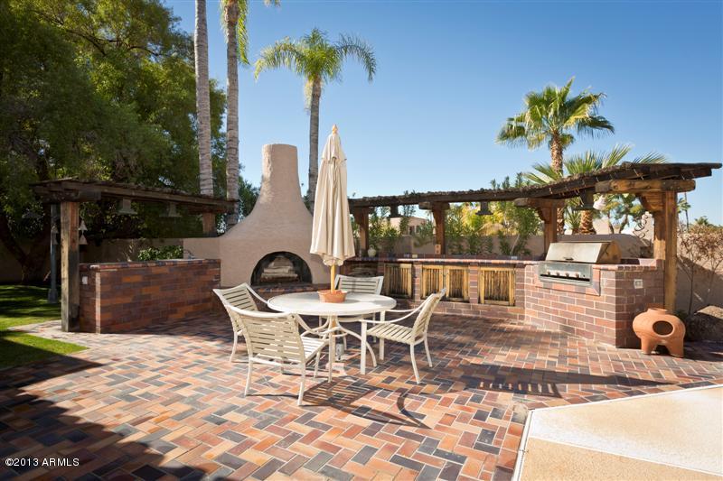 4444 East Camelback Road, Unit 23 Phoenix, AZ 85018 - Photo 25 of 29 24 Patio
