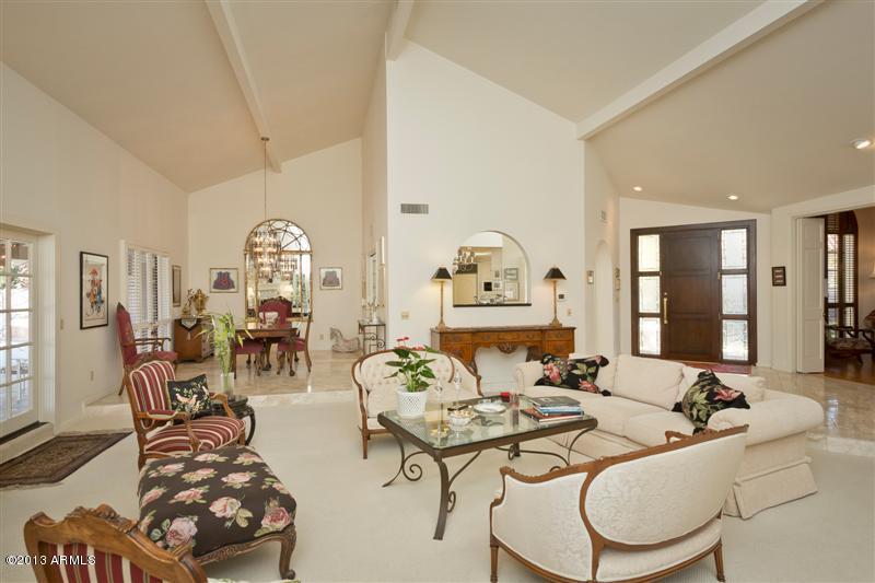 4444 East Camelback Road, Unit 23 Phoenix, AZ 85018 - Photo 5 of 29 5 Living Room