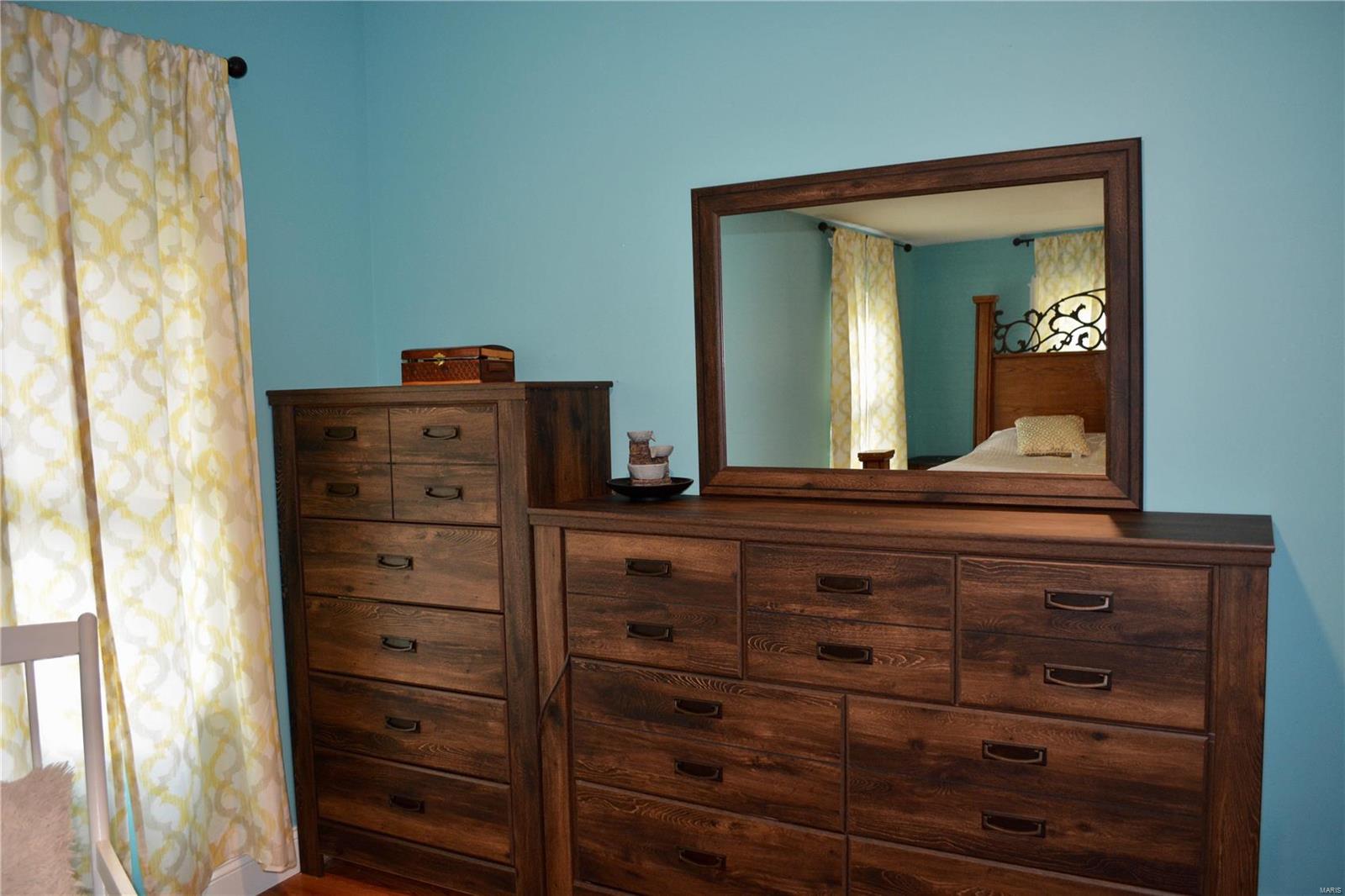 307 Park Street South Roxana, IL 62087 - Photo 12 of 31 Gallery Image 12