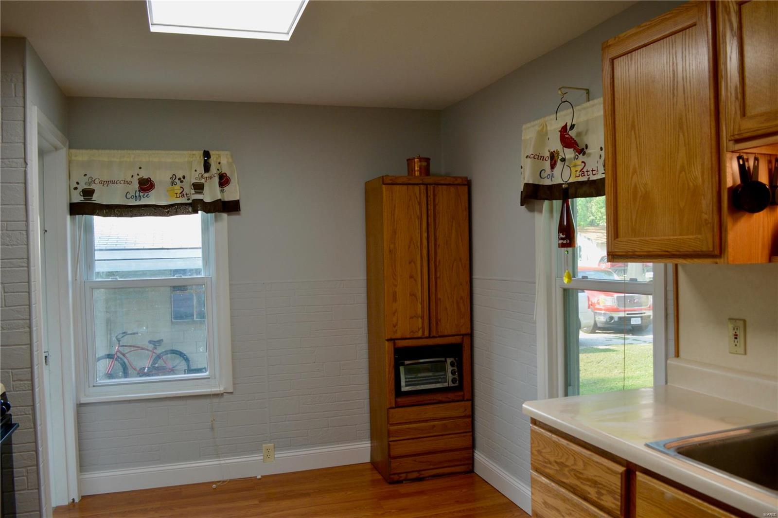 307 Park Street South Roxana, IL 62087 - Photo 16 of 31 Gallery Image 16