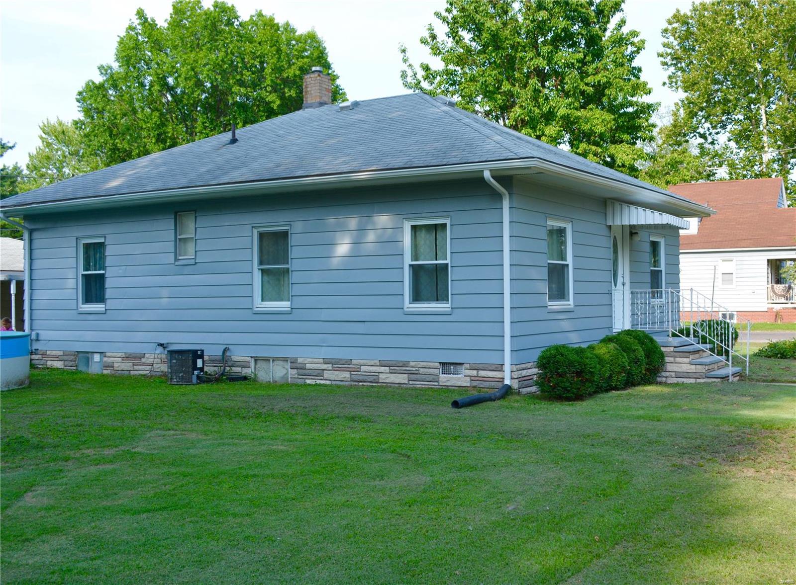 307 Park Street South Roxana, IL 62087 - Photo 3 of 31 Gallery Image 3