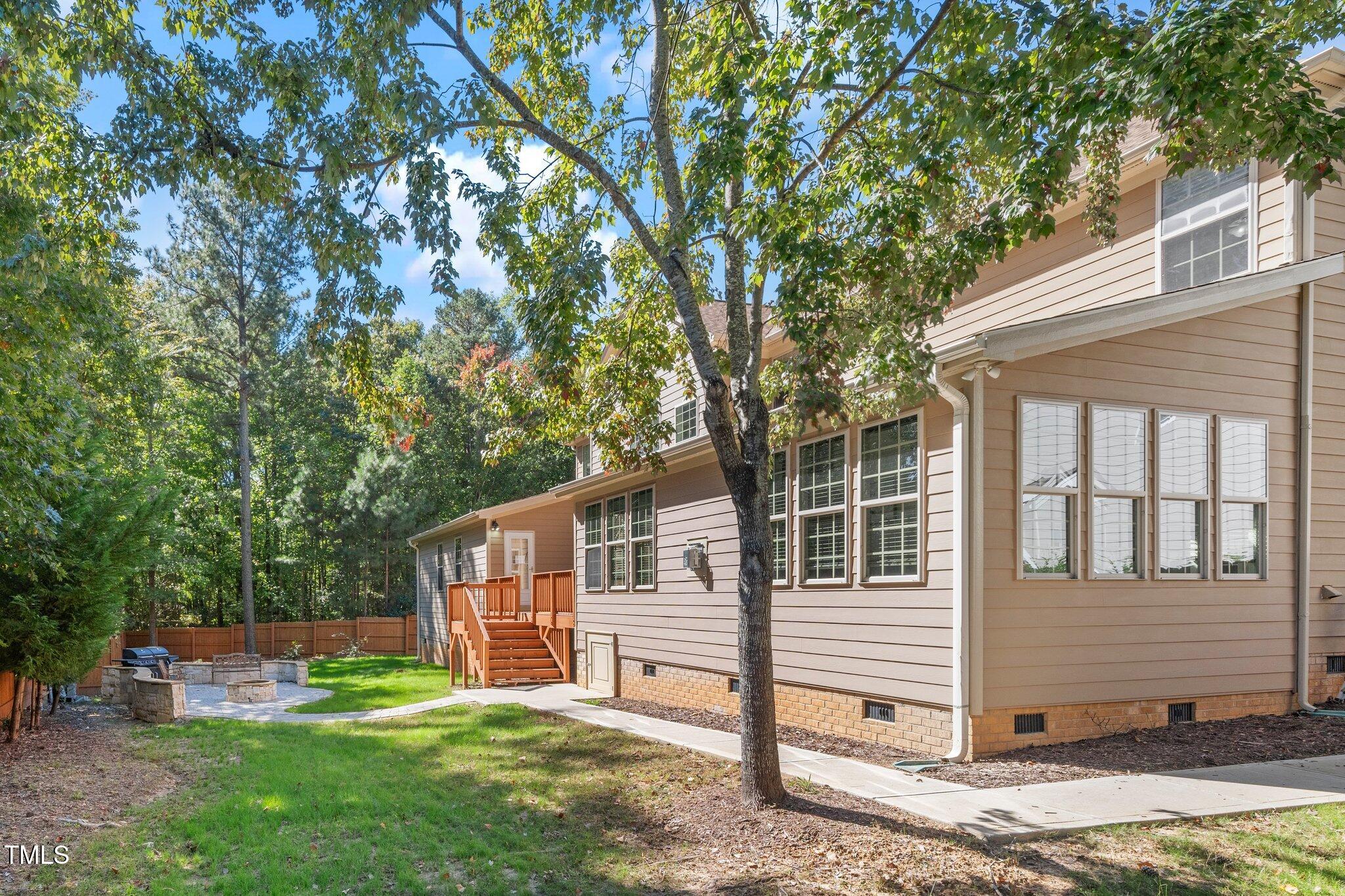 1017 Vino Drive Raleigh, NC 27607 - Photo 46 of 50 52-web-or-mls-1017 Vino (230 of 246)