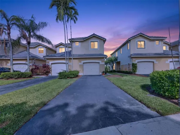 $3,800 | 2475 Cordoba Bend, Weston, FL 33327