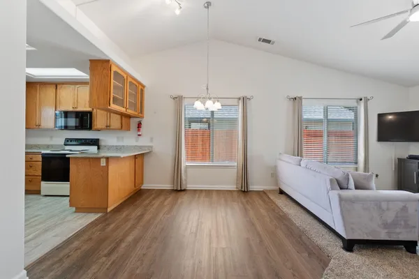 $325,000 | 1355 Bully Choop Trail, Redding, CA 96003