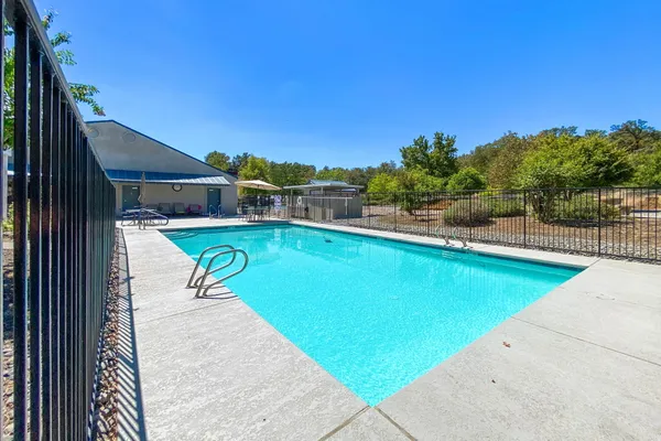 $325,000 | 1355 Bully Choop Trail, Redding, CA 96003