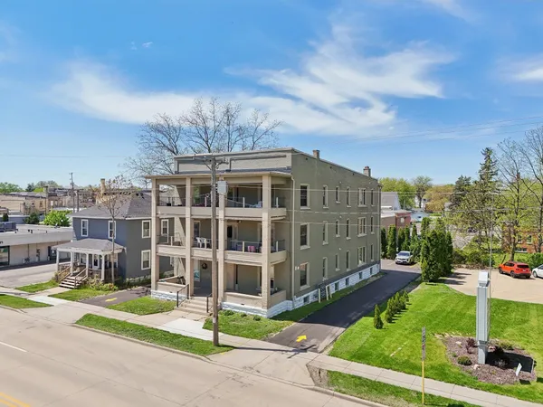 $775,000 | 108 North Main Street, Edgerton, WI 53534