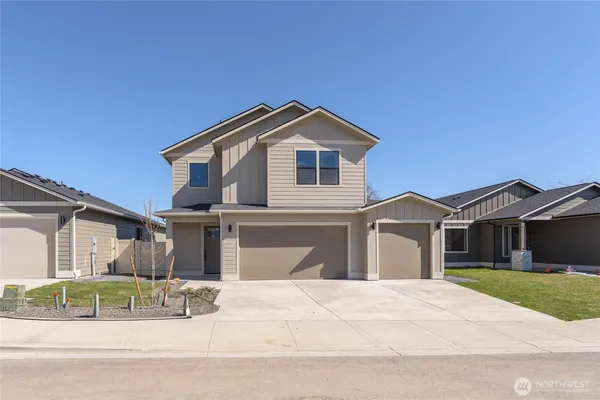 $655,100 | 567 South Perry Avenue, East Wenatchee, WA 98802