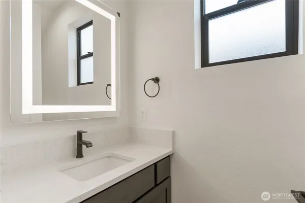 $655,100 | 567 South Perry Avenue, East Wenatchee, WA 98802