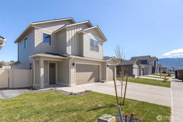 $655,100 | 567 South Perry Avenue, East Wenatchee, WA 98802