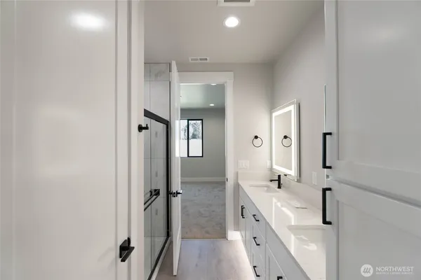 $655,100 | 567 South Perry Avenue, East Wenatchee, WA 98802