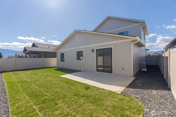 $655,100 | 567 South Perry Avenue, East Wenatchee, WA 98802