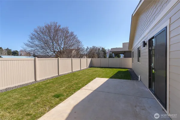 $655,100 | 567 South Perry Avenue, East Wenatchee, WA 98802