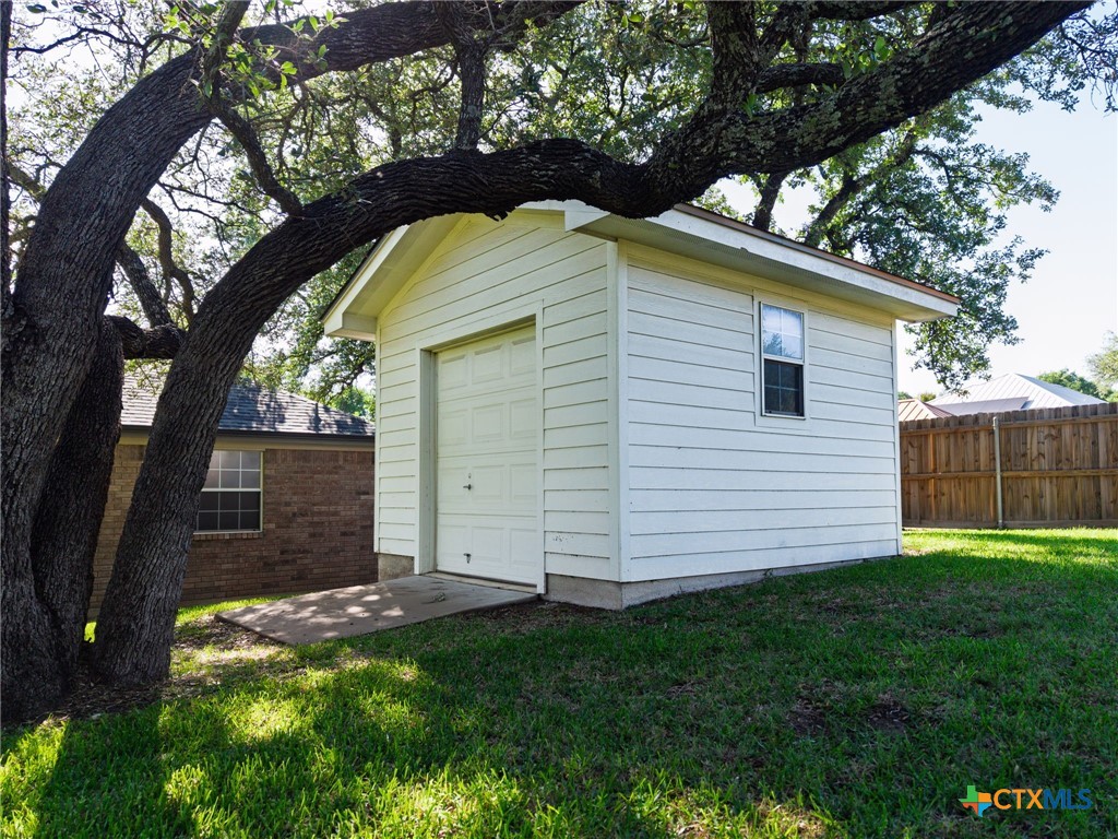 1909 Diamond Ridge Drive Lampasas, TX 76550 - Photo 28 of 30