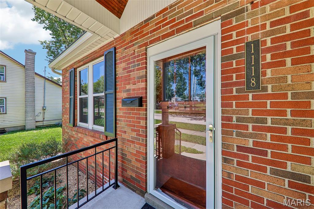 1118 13th Street Highland, IL 62249 - Photo 5 of 42