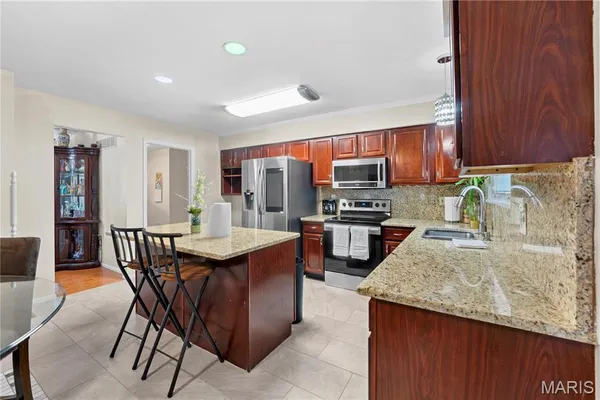 $3,750 | 119 Beacon Hill Drive, St. Charles, MO 63301