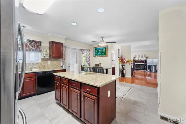 $3,750 | 119 Beacon Hill Drive, St. Charles, MO 63301