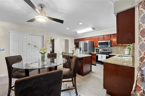 $3,750 | 119 Beacon Hill Drive, St. Charles, MO 63301