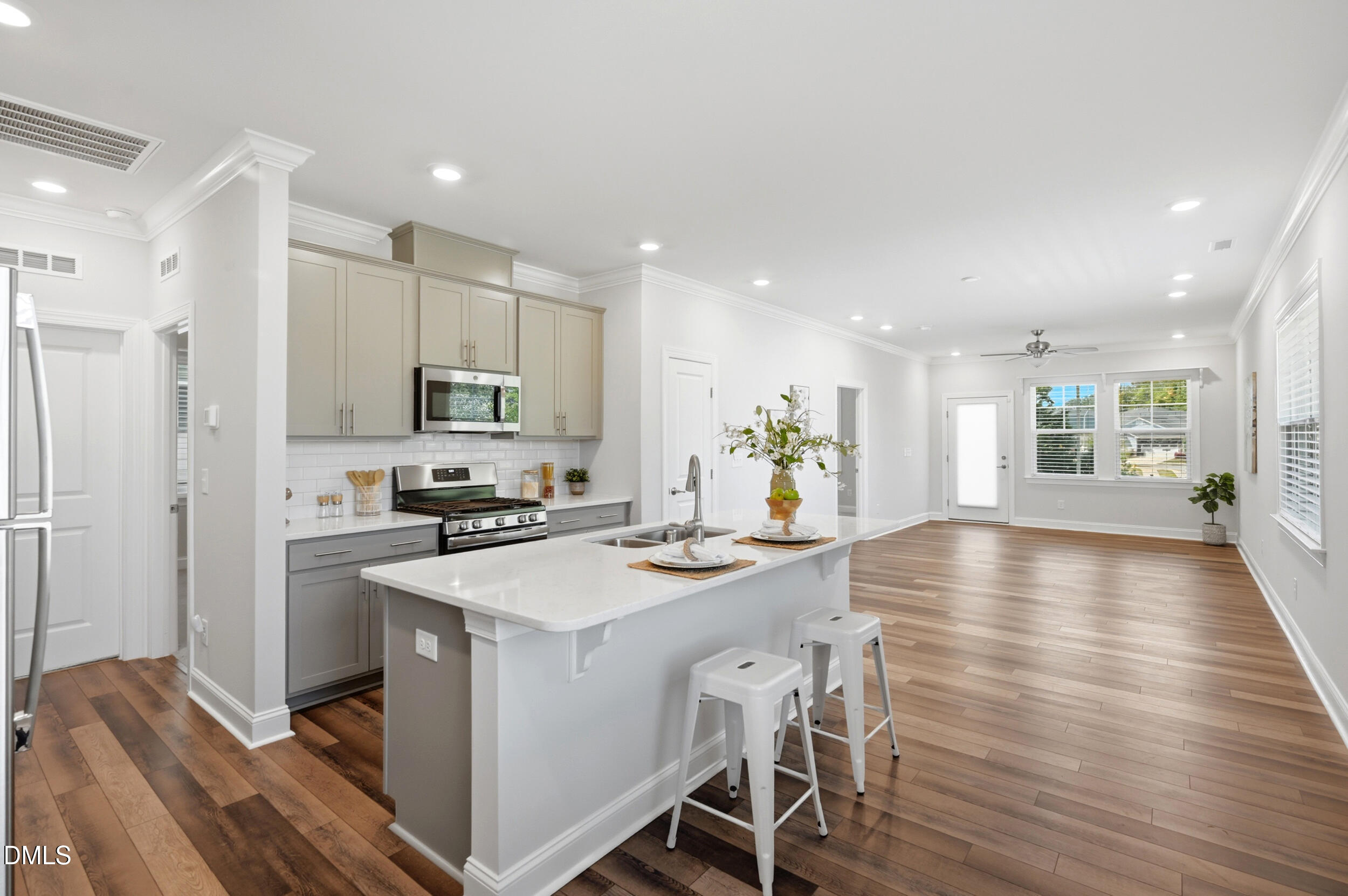 400 English Violet Lane Raleigh, NC 27610 - Photo 6 of 40 Kitchen