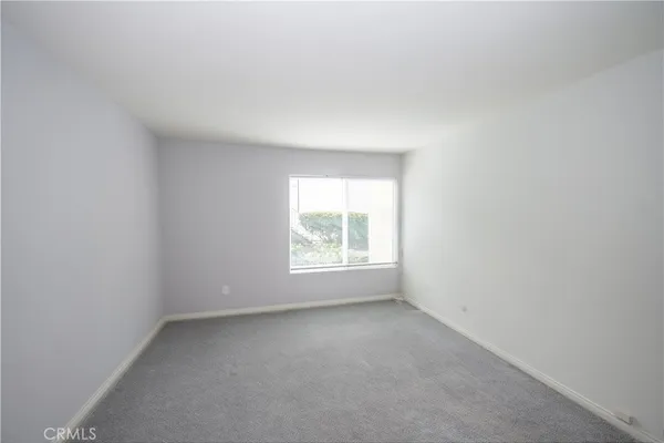 $375,000 | 23515 Lyons Avenue, Unit 178, Valencia, CA 91355