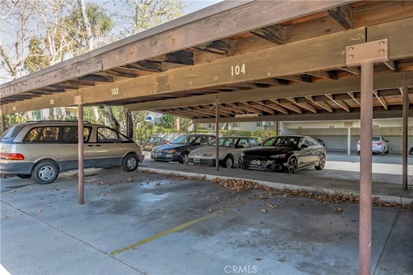 $375,000 | 23515 Lyons Avenue, Unit 178, Valencia, CA 91355