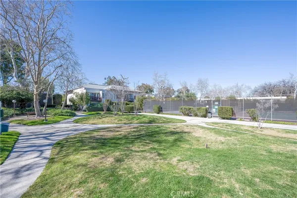 $375,000 | 23515 Lyons Avenue, Unit 178, Valencia, CA 91355