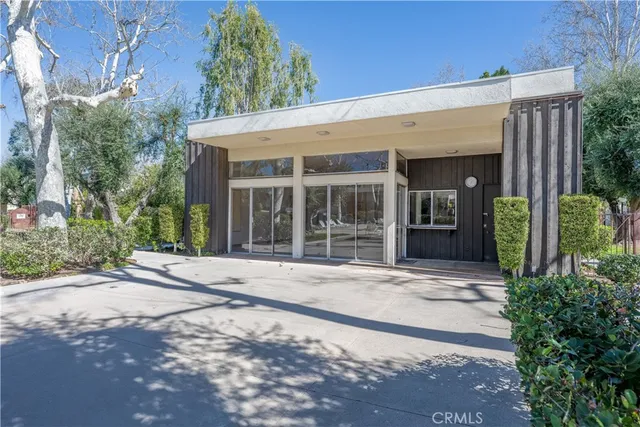 $375,000 | 23515 Lyons Avenue, Unit 178, Valencia, CA 91355