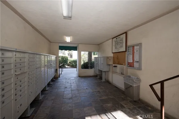 $375,000 | 23515 Lyons Avenue, Unit 178, Valencia, CA 91355