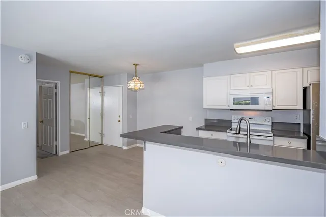 $375,000 | 23515 Lyons Avenue, Unit 178, Valencia, CA 91355