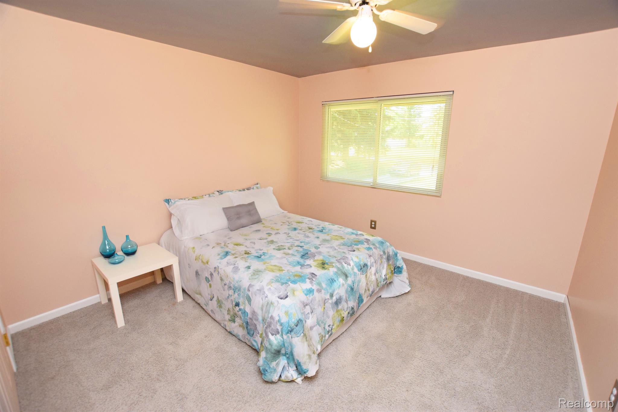 8087 East Carpenter Road Davison, MI 48423 - Photo 16 of 40 Bedroom