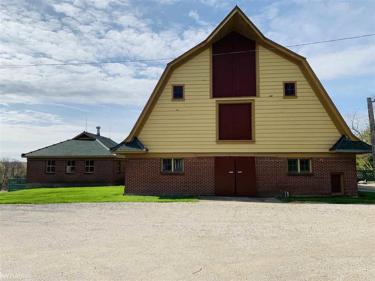 6440 Bordman Road Romeo, MI 48065 - Photo 69 of 94 Barn