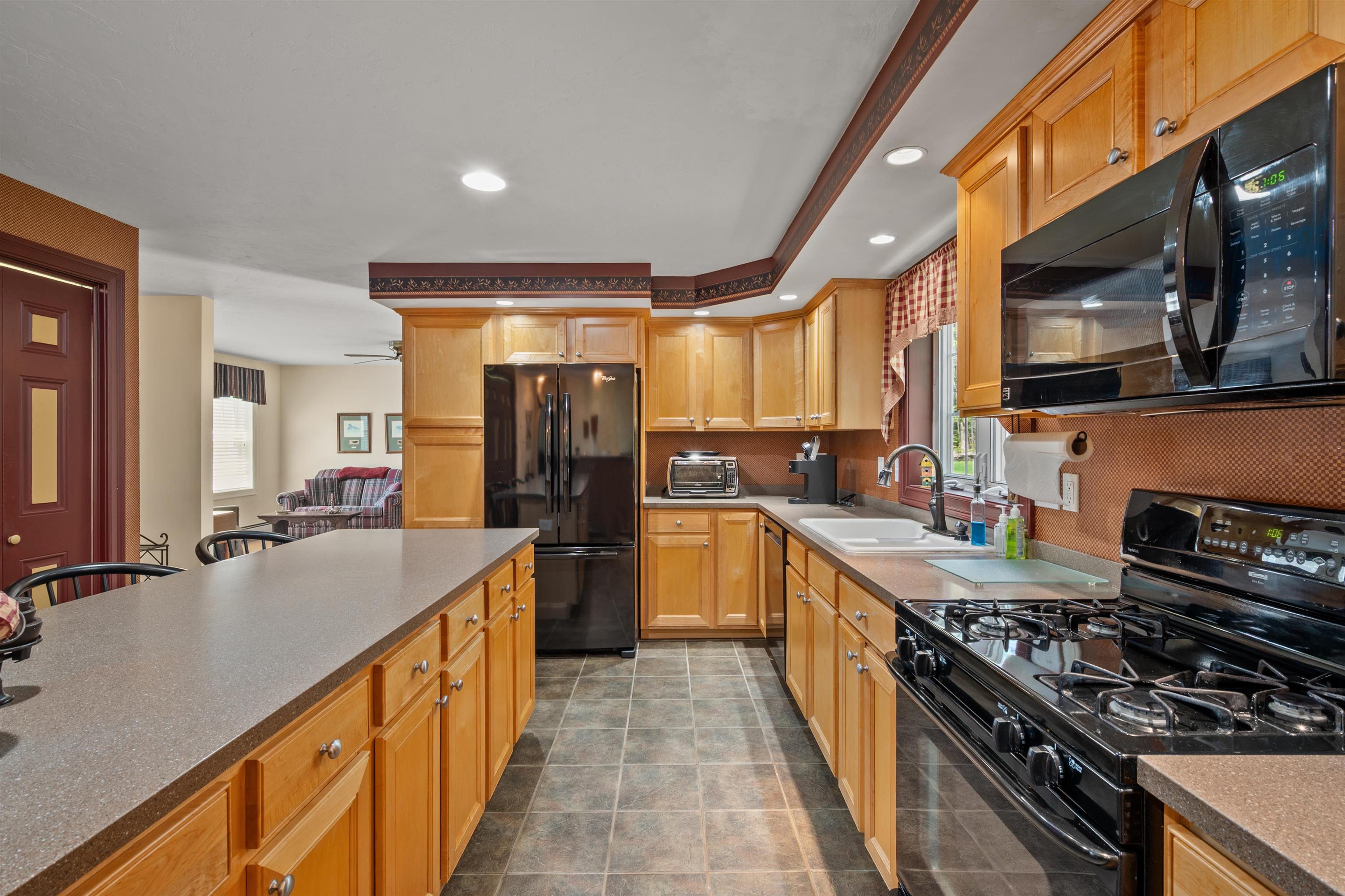 57 Winona Road Meredith, NH 03253 - Photo 6 of 48