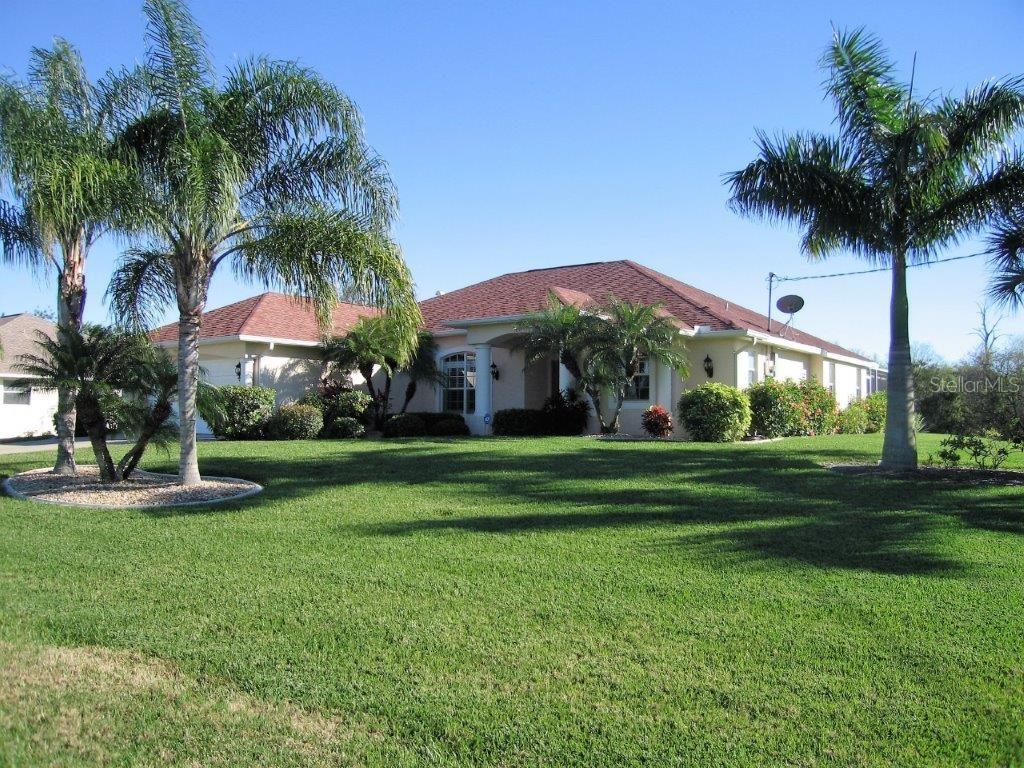 120 Medalist Road Rotonda West, FL 33947 - Photo 1 of 1 Front View