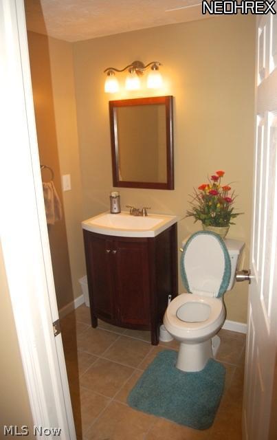 1182 Singleton Akron, OH 44321 - Photo 17 of 23