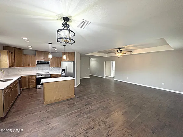 $299,900 | 4906 Bluesky Way, Marianna, FL 32446