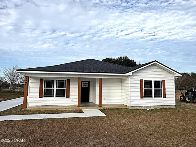 $325,000 | 4906 Bluesky Way, Marianna, FL 32446