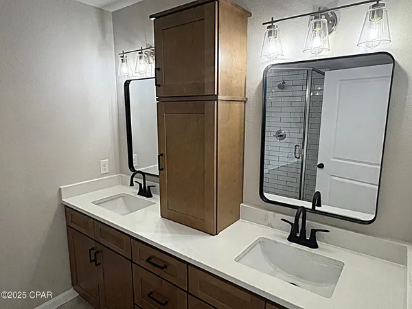 $299,900 | 4906 Bluesky Way, Marianna, FL 32446