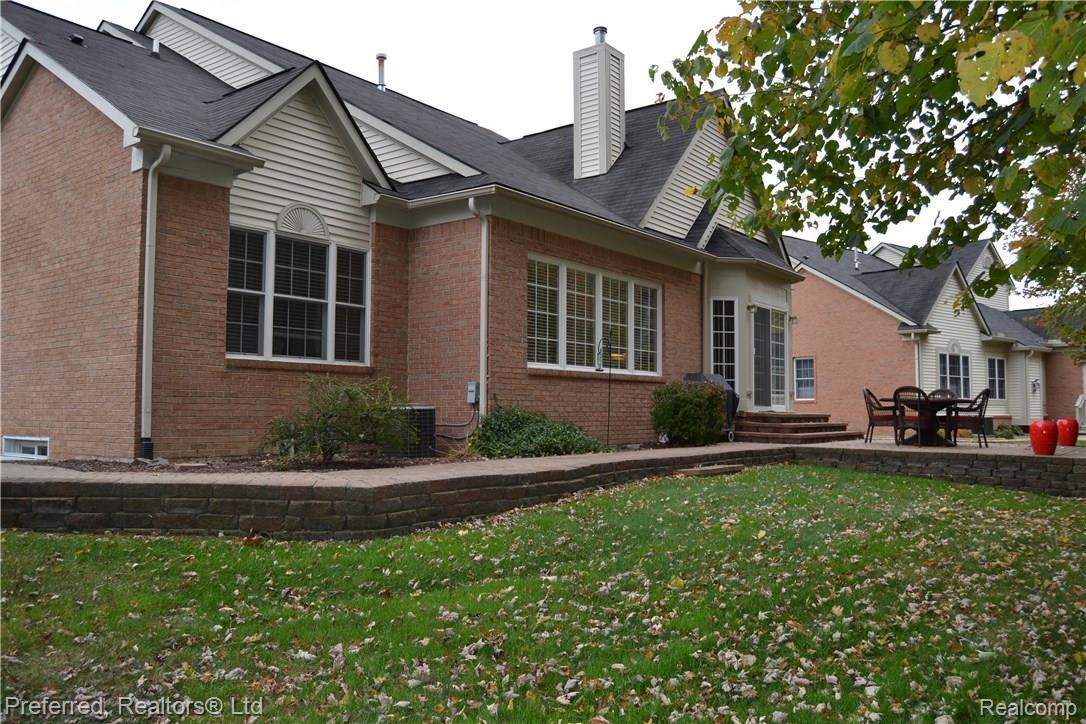 48367 Rockefeller Drive Canton, MI 48188 - Photo 4 of 36 DSC_0007.JPG