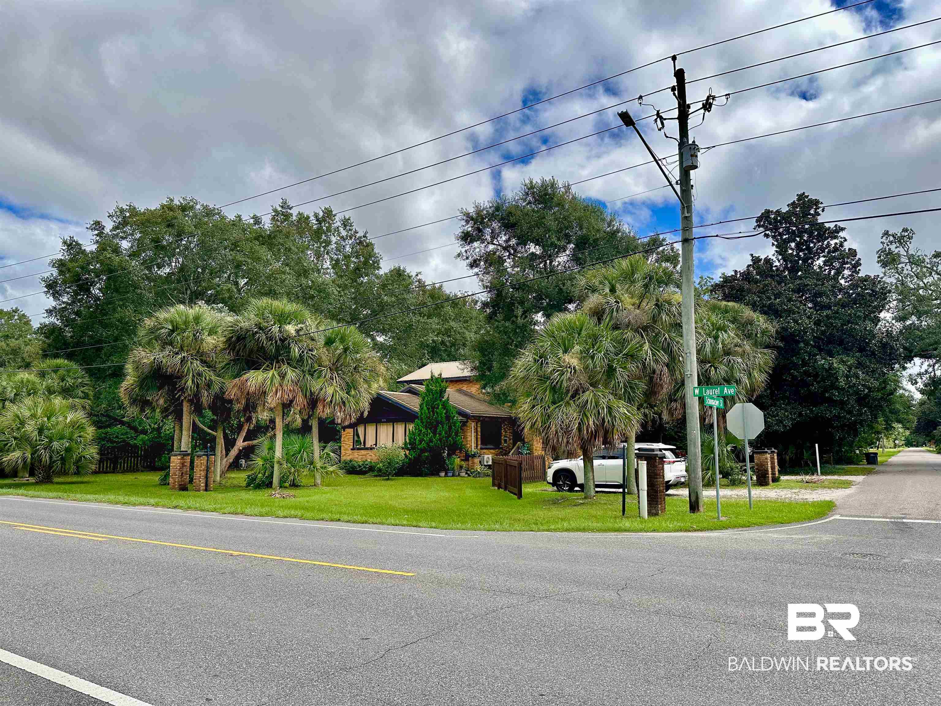 531 West Laurel Avenue Foley, AL 36535 - Photo 5 of 30